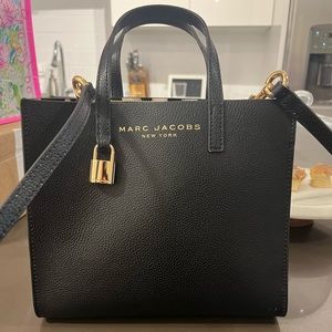 Marc Jacobs Mini Grind Tote in Black